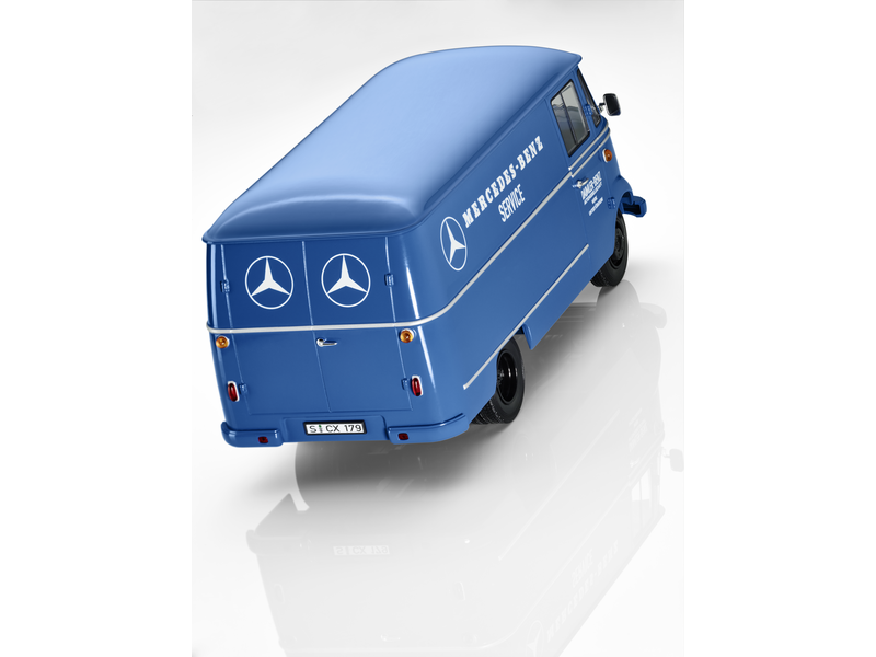 "Mercedes-Benz Service" L319 panel van (1956-1967)